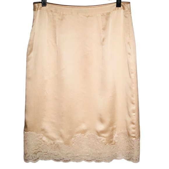 Banana Republic Dresses & Skirts - 🌴Banana Republic Skirt - Size 2